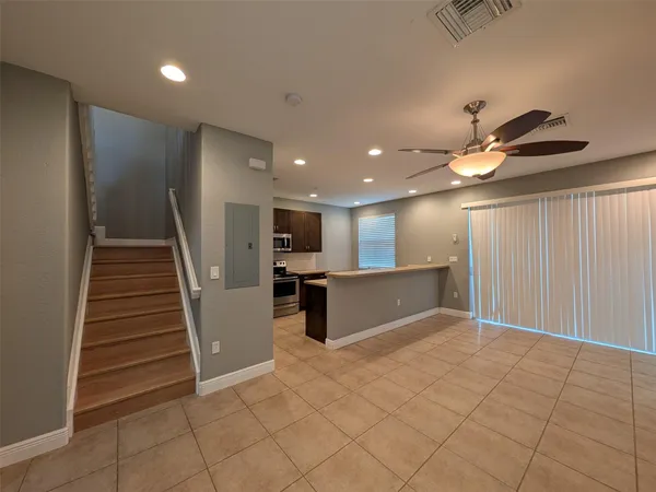 $2,500 | 2851 Prospect Road, Unit 701, Tamarac, FL 33309