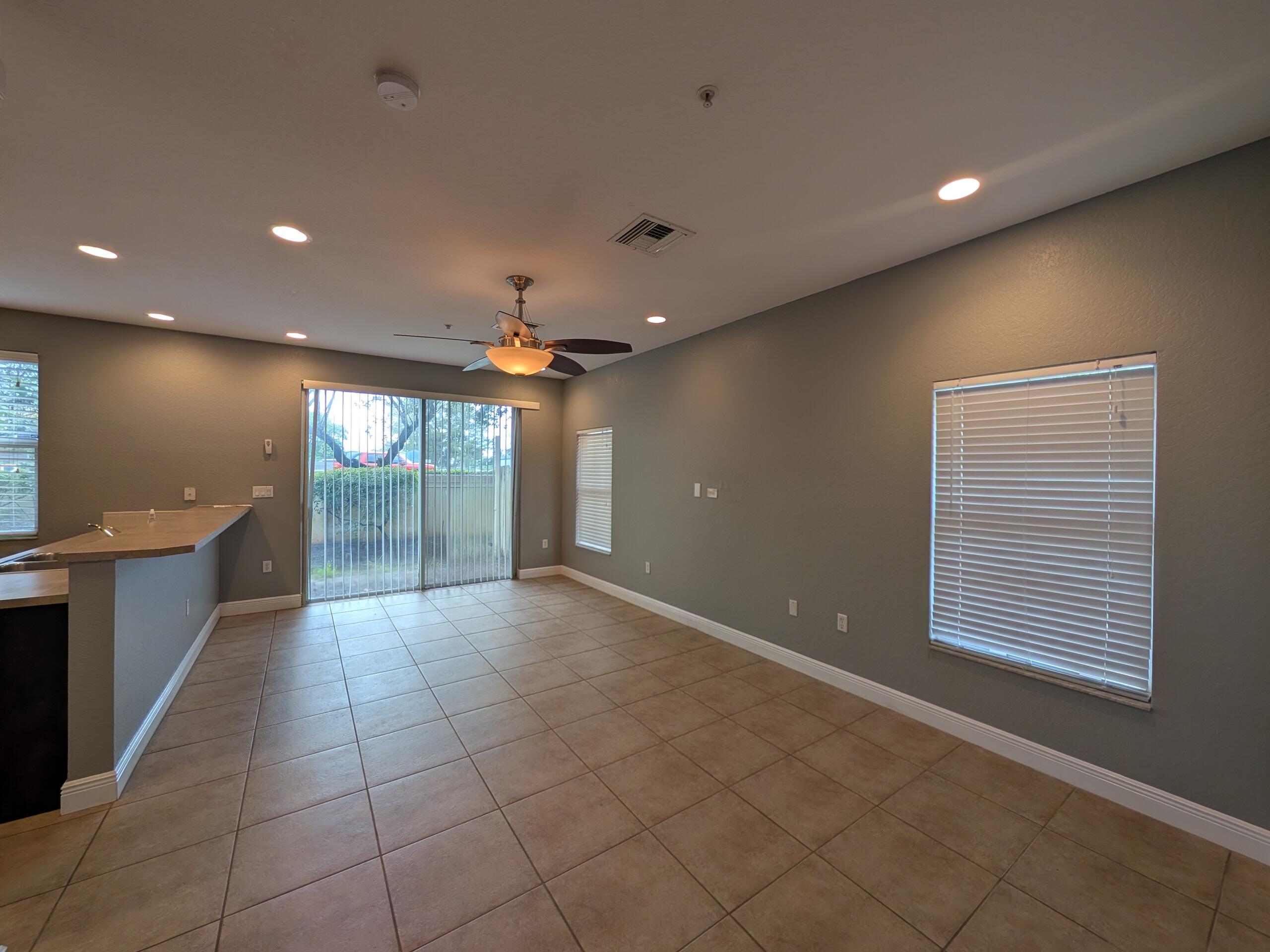 2851 Prospect Road, Unit 701 Tamarac, FL 33309 - Photo 5 of 41 1000011954
