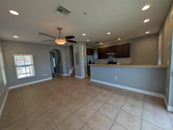 $2,500 | 2851 Prospect Road, Unit 701, Tamarac, FL 33309