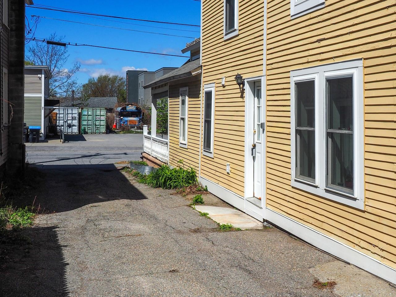 26 Bright Street, Unit A Burlington, VT 05401 - Photo 15 of 17