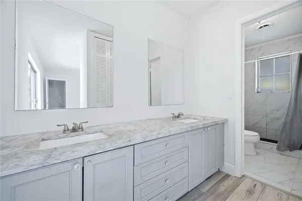 $4,200 | 321 East Chaminade Drive, Hollywood, FL 33021