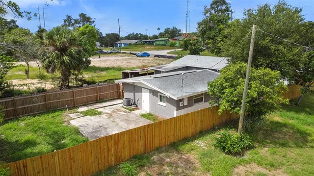 $415,000 | 605 South Disston Avenue, Tarpon Springs, FL 34689