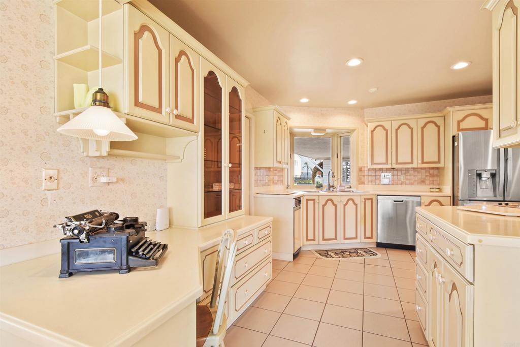 7960 Shadow Hill Drive La Mesa, CA 91941 - Photo 28 of 50