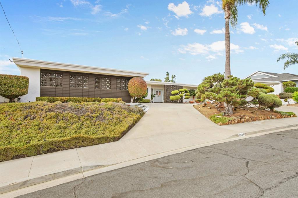 7960 Shadow Hill Drive La Mesa, CA 91941 - Photo 8 of 50