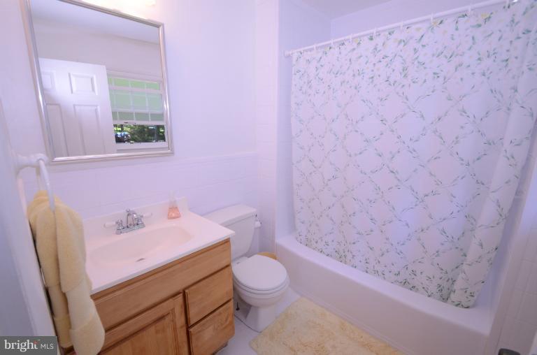 41 Sheridan Road Arnold, MD 21012 - Photo 16 of 30 Bath (Master)