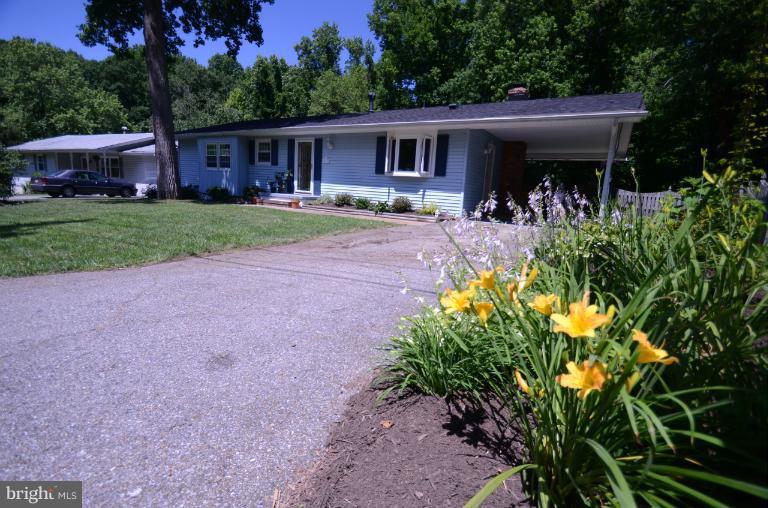 41 Sheridan Road Arnold, MD 21012 - Photo 23 of 30 Exterior (Front)