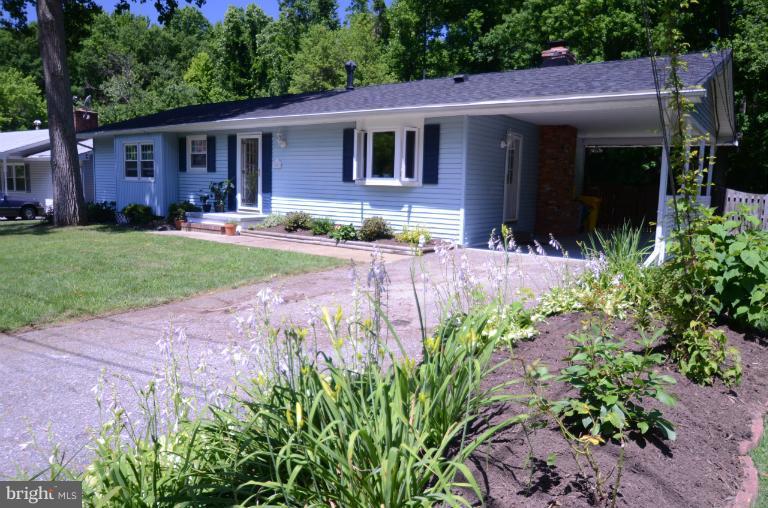41 Sheridan Road Arnold, MD 21012 - Photo 30 of 30 Exterior (Front)