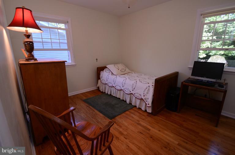 41 Sheridan Road Arnold, MD 21012 - Photo 10 of 30 2nd Bedroom
