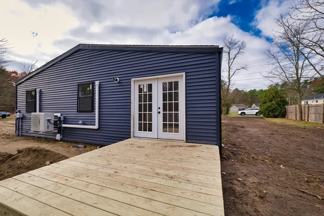 $489,900 | 4 Water Street, Lakeville, MA 02347