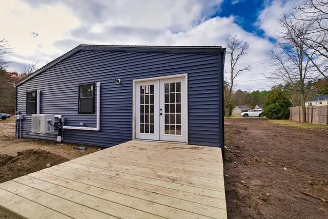 $489,900 | 4 Water Street, Lakeville, MA 02347