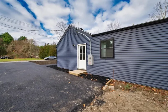 $489,900 | 4 Water Street, Lakeville, MA 02347