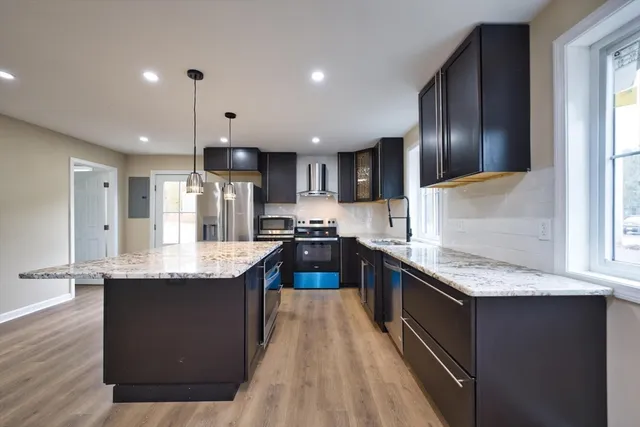 $489,900 | 4 Water Street, Lakeville, MA 02347