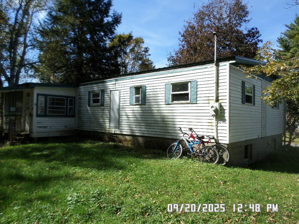 121 Happy Valley Road Maryland, NY 12116 - Photo 8 of 34 right rear