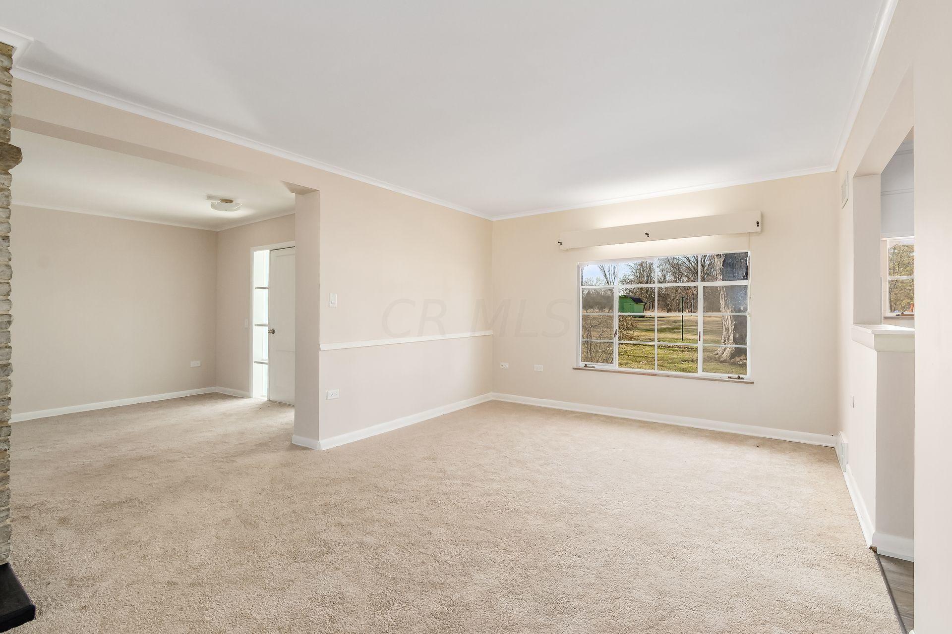 5625 Sinclair Road Columbus, OH 43229 - Photo 11 of 41 Gallery Image 11
