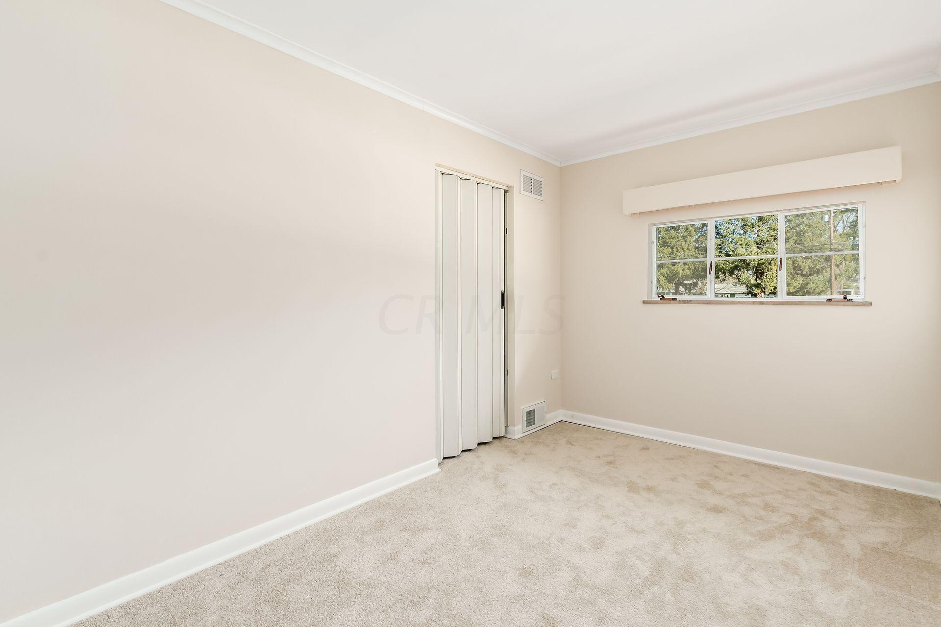 5625 Sinclair Road Columbus, OH 43229 - Photo 27 of 41 Gallery Image 27