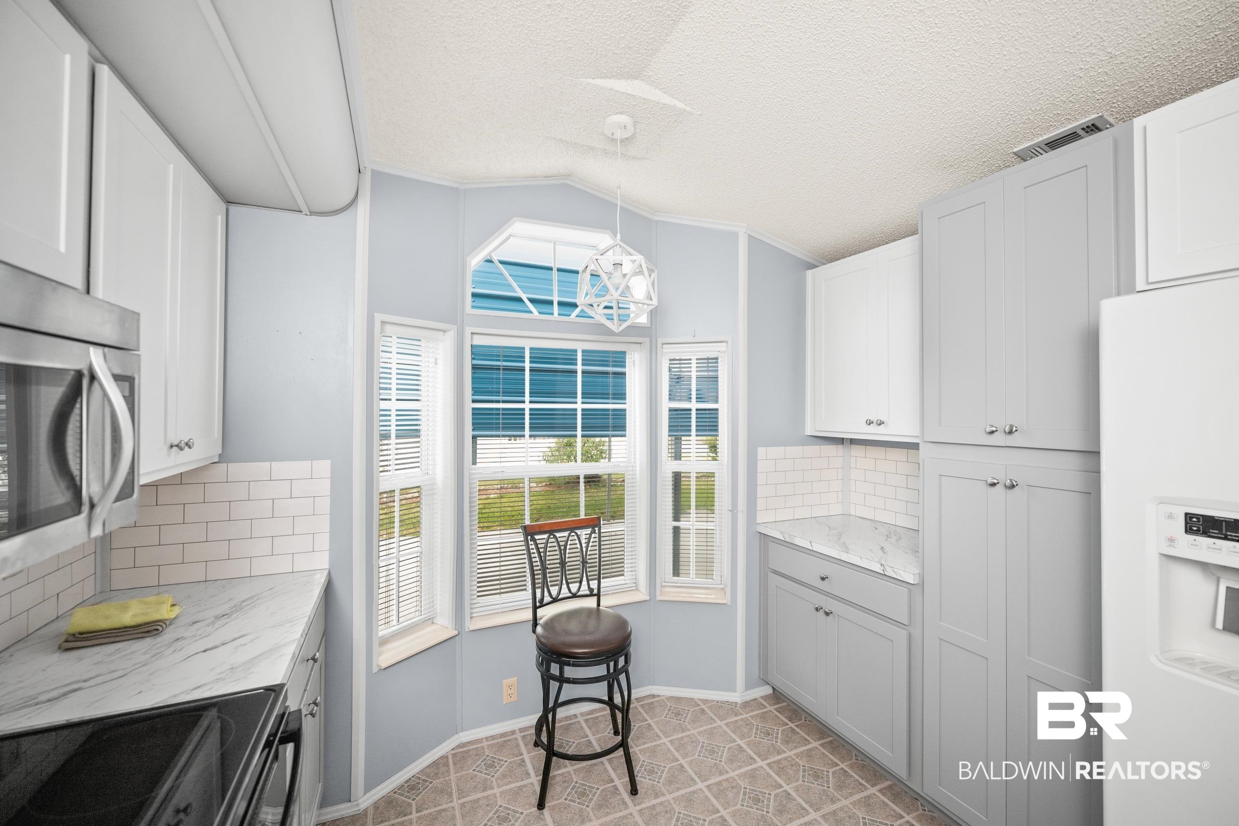 241 Defuniak Loop Lillian, AL 36549 - Photo 10 of 34 Gallery Image 10
