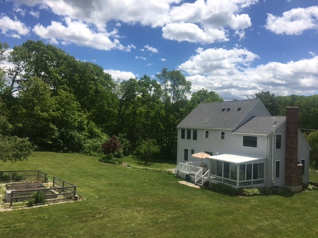 12 Humphrey Road Derry, NH 03038 - Photo 3 of 16