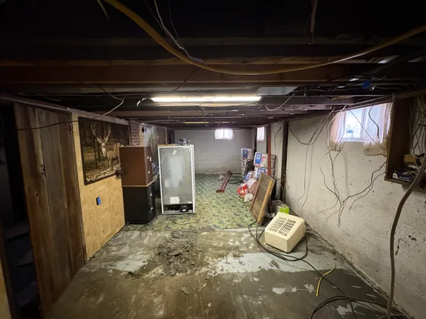 $160,000 | 1328 West Sugar Grove Road, Scottville, MI 49454