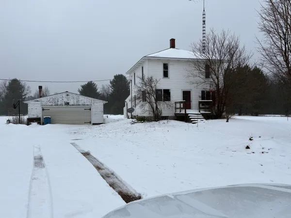 $160,000 | 1328 West Sugar Grove Road, Scottville, MI 49454