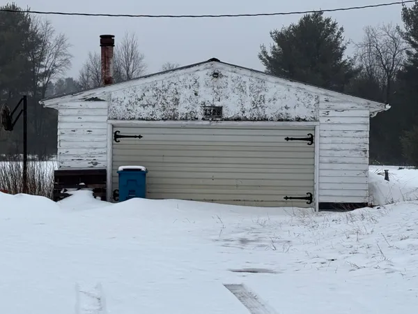 $160,000 | 1328 West Sugar Grove Road, Scottville, MI 49454