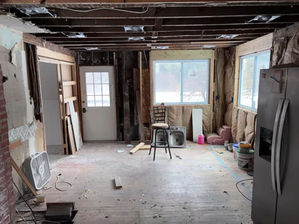 $160,000 | 1328 West Sugar Grove Road, Scottville, MI 49454