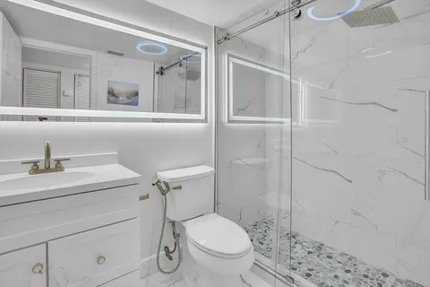 $225,000 | 715 South Ocean Drive, Unit G, Fort Pierce, FL 34949