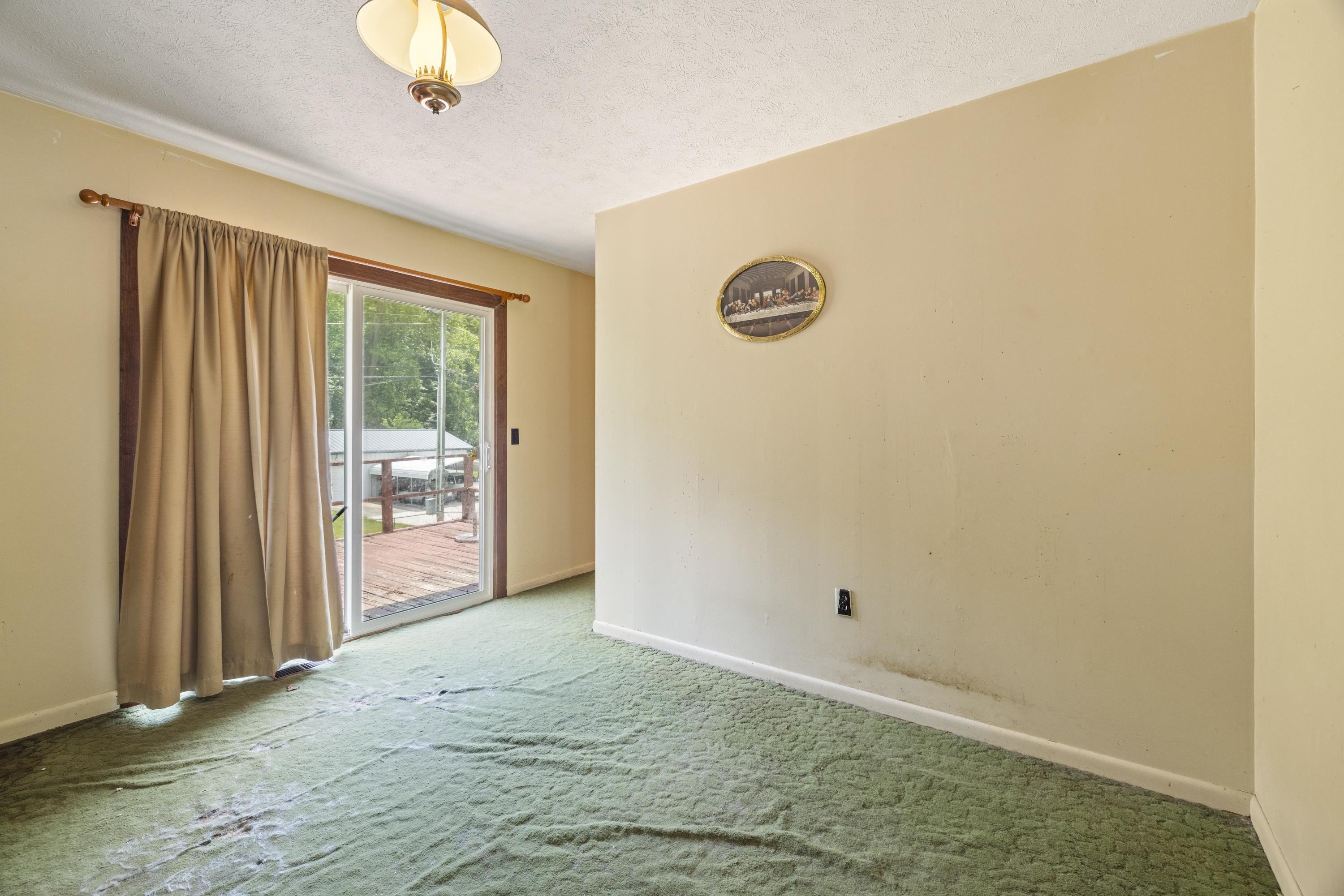 403 Short White Oak Road Russell, KY 41169 - Photo 10 of 33 Gallery Image 10