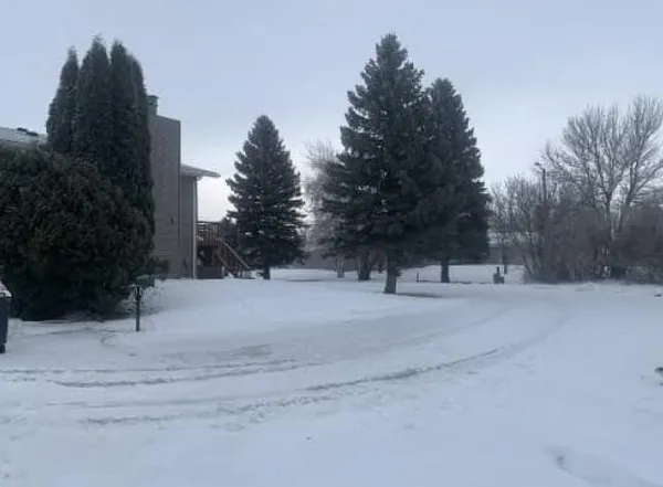 $78,000 | 1402 1st Street, Unit A, Langdon, ND 58249