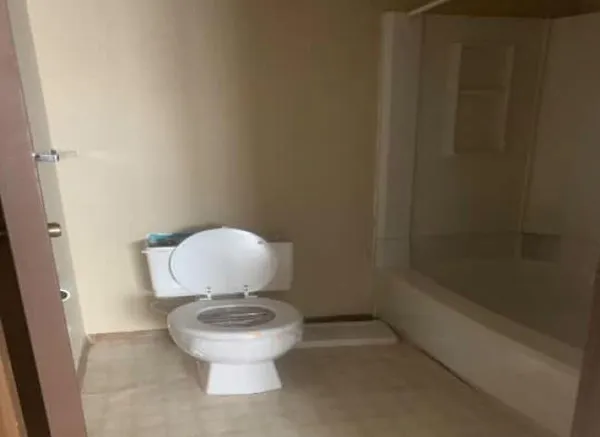 $78,000 | 1402 1st Street, Unit A, Langdon, ND 58249