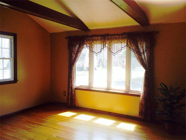 167 Meadowbrook Road Agawam, MA 01001 - Photo 8 of 28 Gallery Image 8