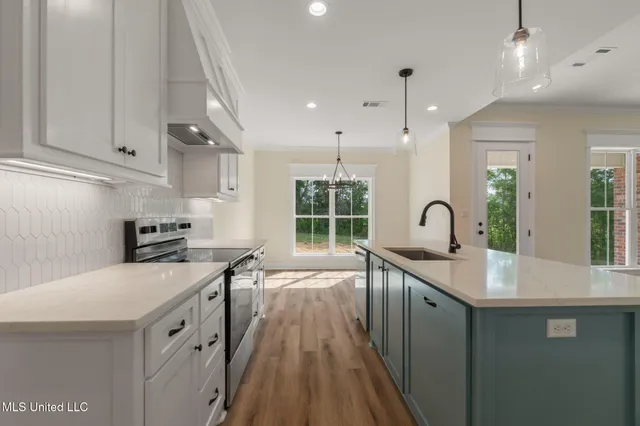 $366,850 | 250 Higgins Road, Sumrall, MS 39482