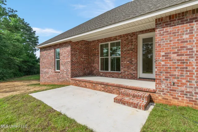 $366,850 | 250 Higgins Road, Sumrall, MS 39482