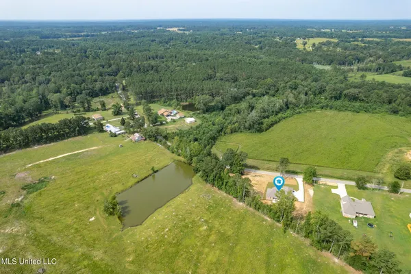 $371,850 | 250 Higgins Road, Sumrall, MS 39482