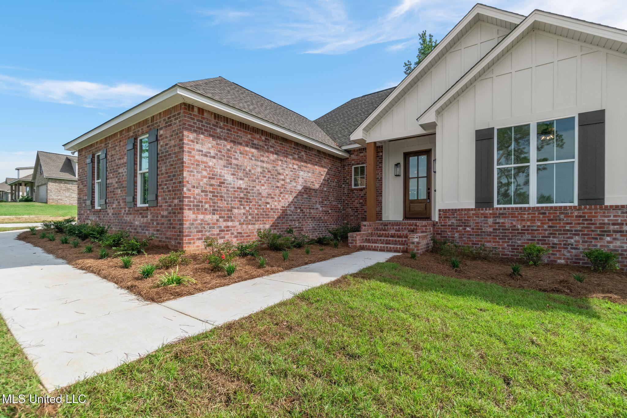 250 Higgins Road Sumrall, MS 39482 - Photo 5 of 47 250_Higgins_Rd-5