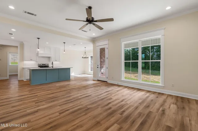 $366,850 | 250 Higgins Road, Sumrall, MS 39482