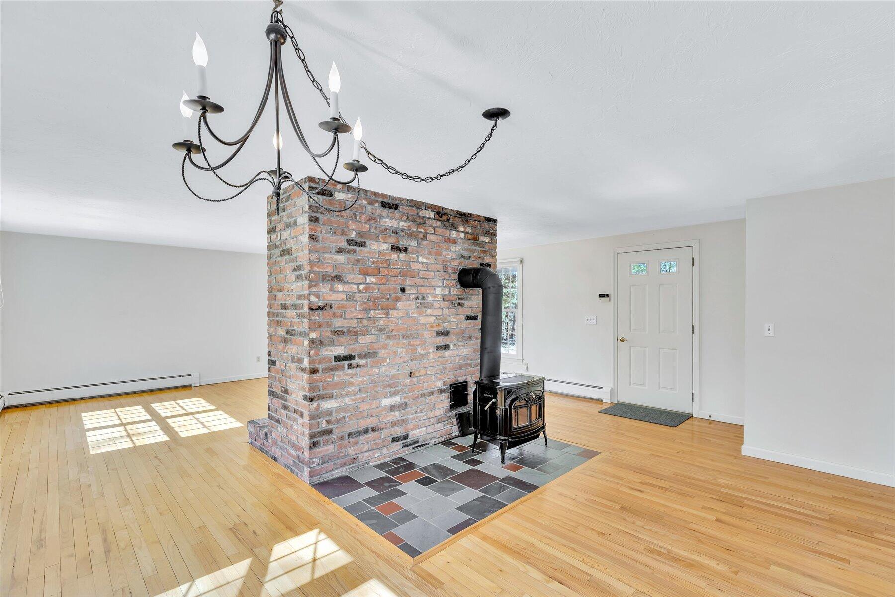 265 Wings Neck Road Pocasset, MA 02559 - Photo 6 of 41 084-Y1A5367 - Copy