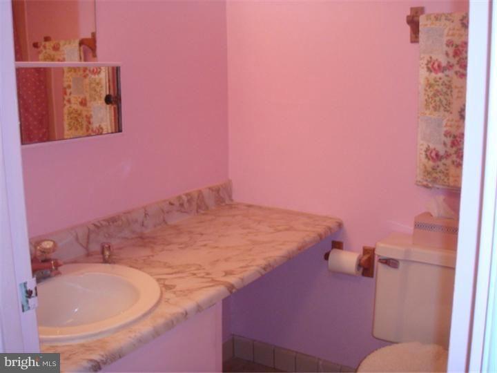 504 Timber Creek Road Lindenwold, NJ 08021 - Photo 11 of 18 Bathroom