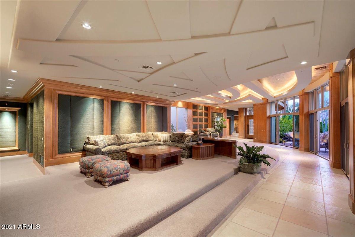 10040 East Happy Valley Road, Unit 661 Scottsdale, AZ 85255 - Photo 19 of 69 Family room