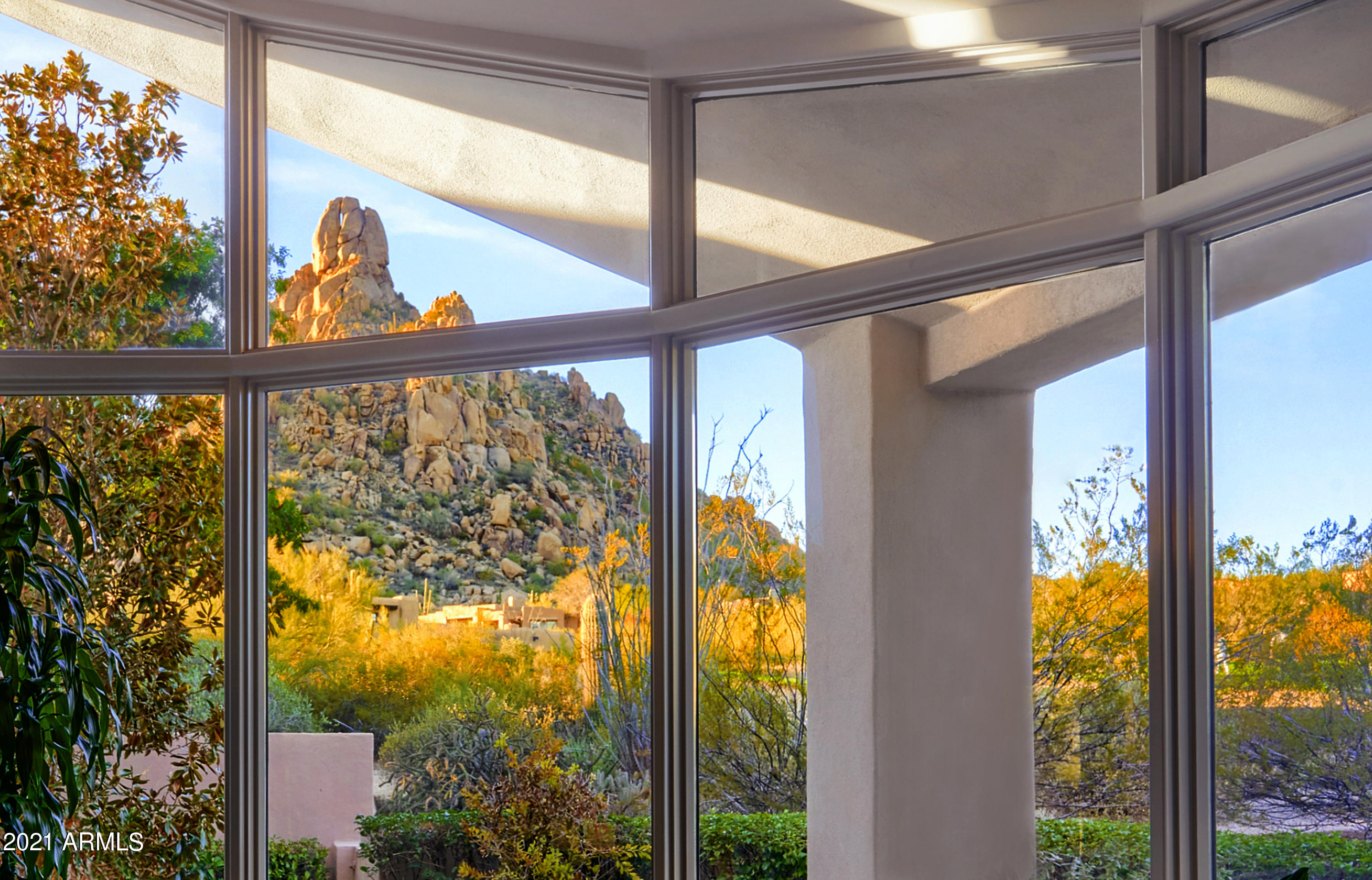 10040 East Happy Valley Road, Unit 661 Scottsdale, AZ 85255 - Photo 2 of 69 052_JLP3452-cropped2HDR(3)b2