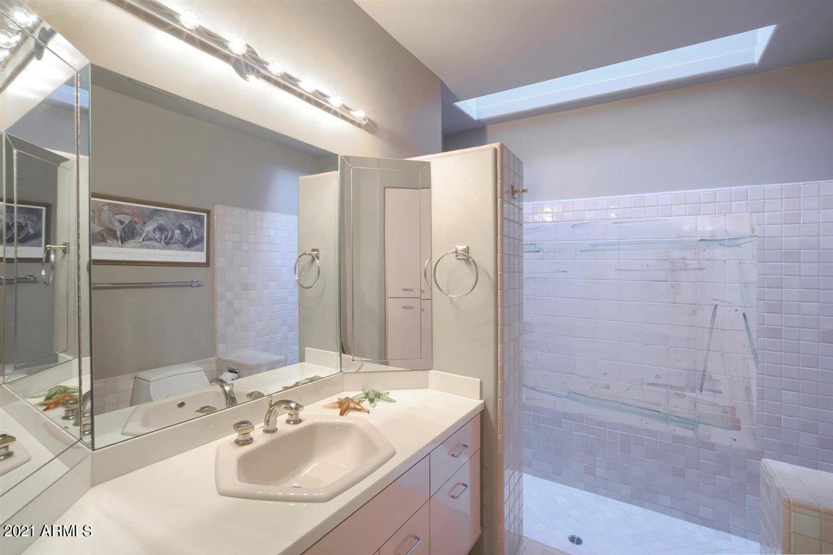 10040 East Happy Valley Road, Unit 661 Scottsdale, AZ 85255 - Photo 58 of 69 Guest bath 3