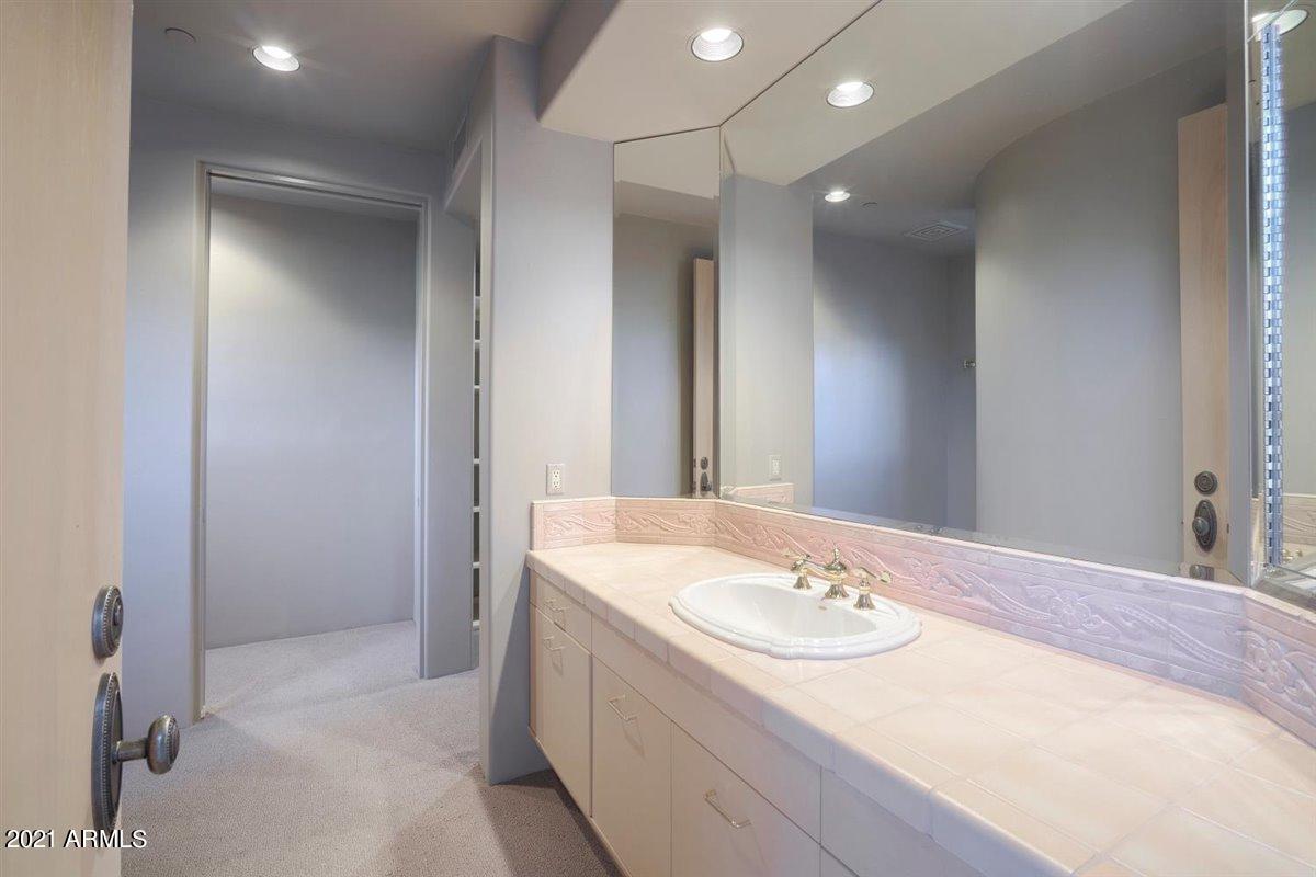 10040 East Happy Valley Road, Unit 661 Scottsdale, AZ 85255 - Photo 60 of 69 Guest bath 4