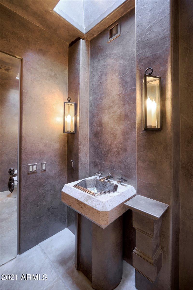 10040 East Happy Valley Road, Unit 661 Scottsdale, AZ 85255 - Photo 64 of 69 Powder room