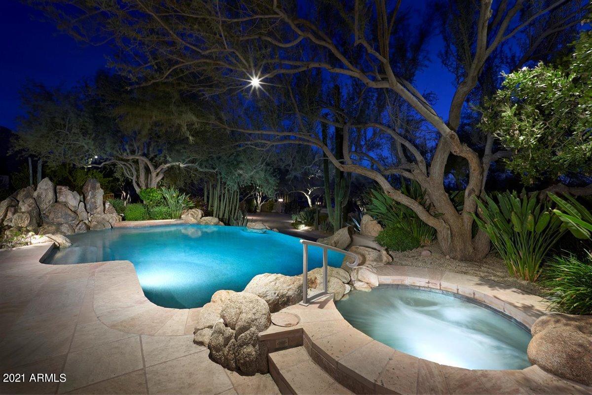 10040 East Happy Valley Road, Unit 661 Scottsdale, AZ 85255 - Photo 9 of 69 Pool and spa