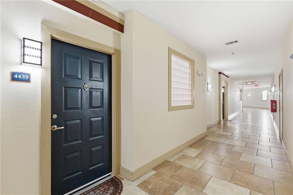 10 Perimeter Summit Boulevard, Unit 4439 Atlanta, GA 30319 - Photo 27 of 69 a view of a hallway