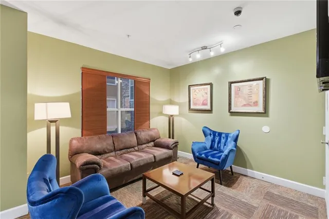 $259,000 | 10 Perimeter Summit Boulevard, Unit 4439, Atlanta, GA 30319