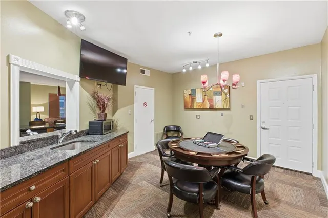 $259,000 | 10 Perimeter Summit Boulevard, Unit 4439, Atlanta, GA 30319