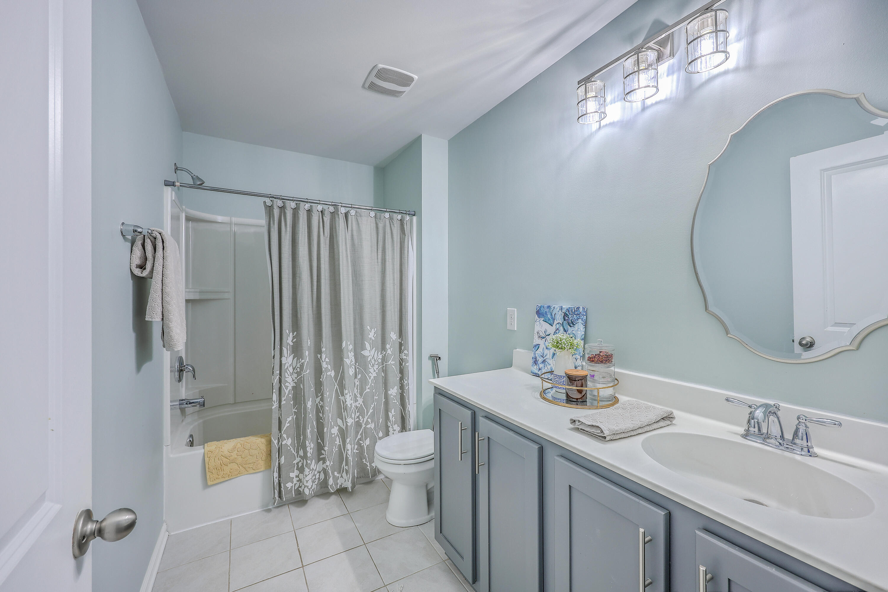 643 Woolum Drive Moncks Corner, SC 29461 - Photo 22 of 29 Guest Bathroom