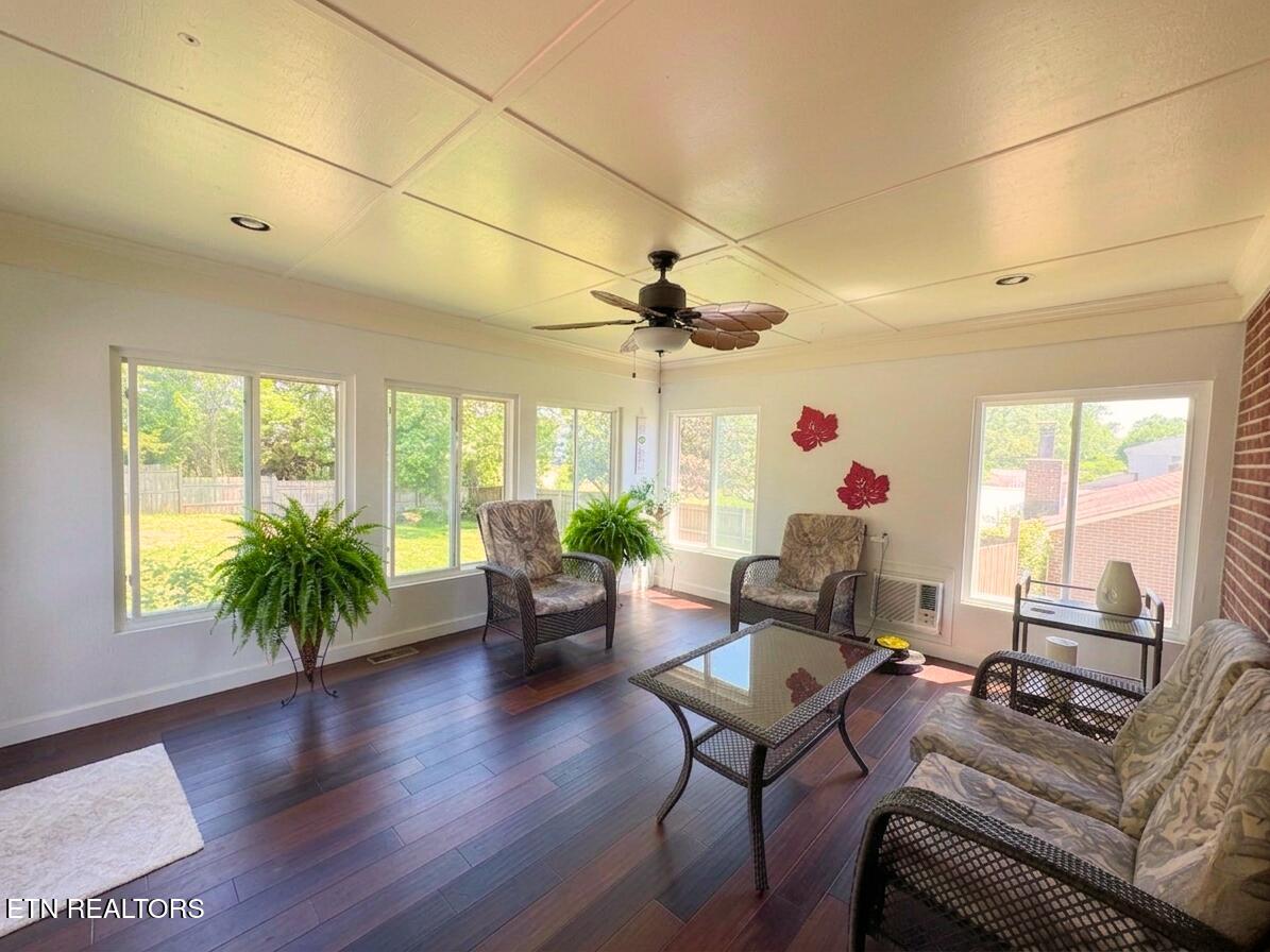 952 Spinnaker Road Knoxville, TN 37934 - Photo 5 of 15 5