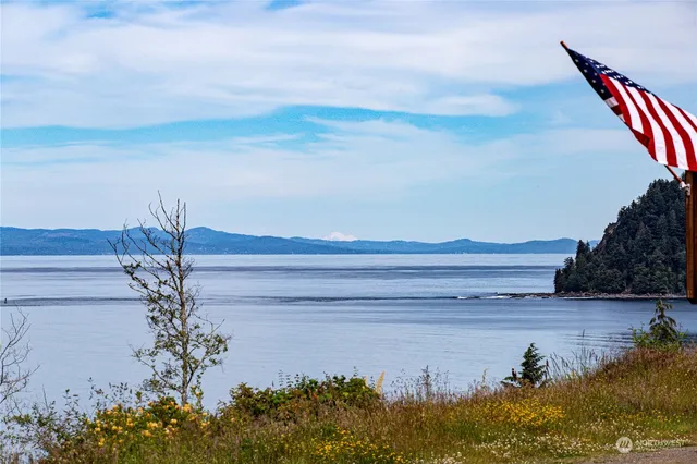 $749,000 | 14568 Highway 112, Sekiu, WA 98381