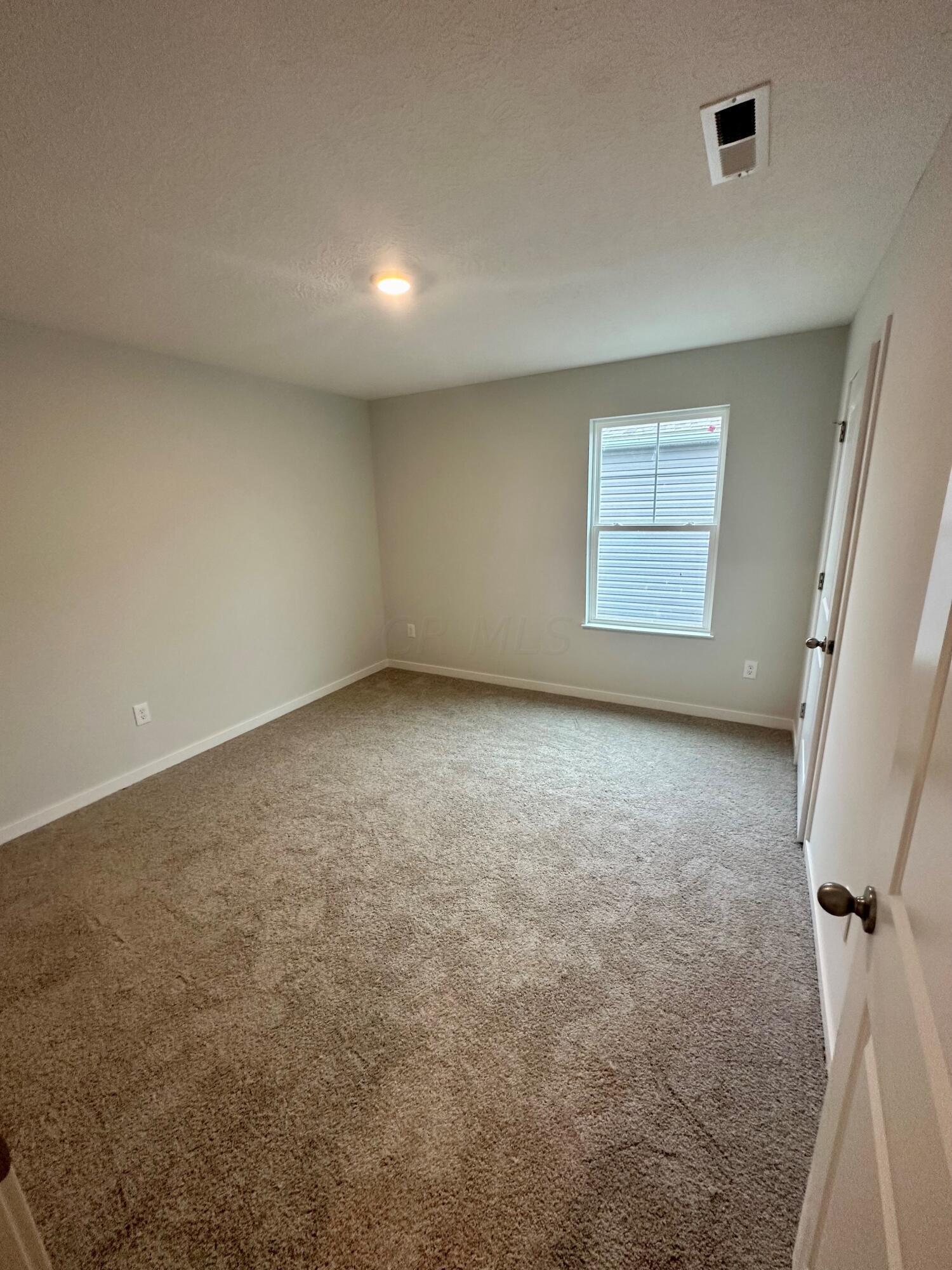 1533 Raley Way Columbus, OH 43228 - Photo 13 of 20 RP 49 bedroom 2 10-27